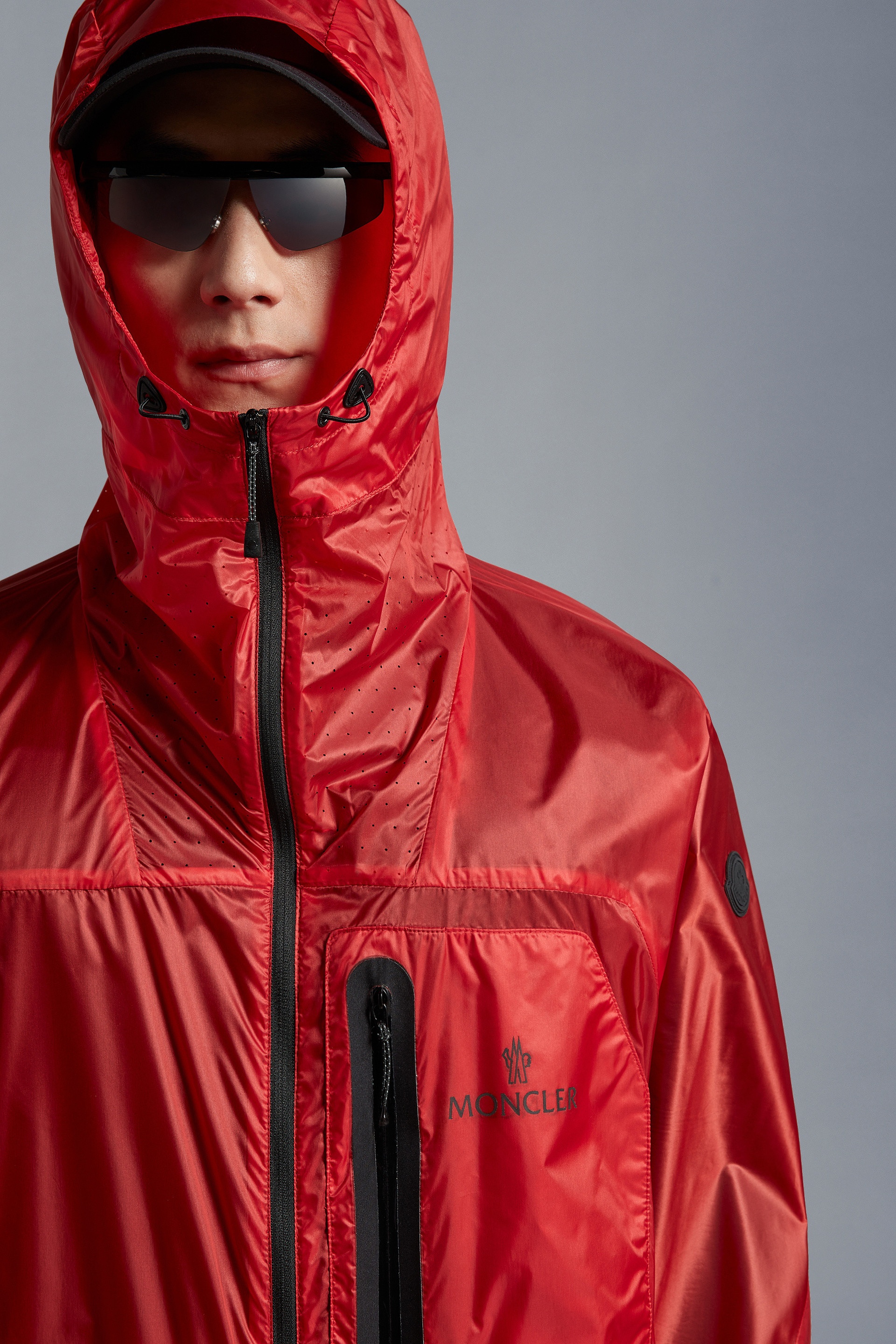 【Moncler】Vanoise 海外限定Red ウインドブレーカー 19829903_44524038_1000.jpg