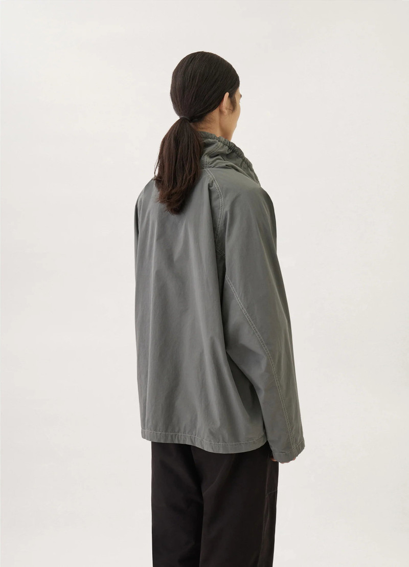 ANORAK TOP
COMPACT POPLIN 3