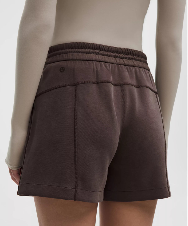 Softstreme High-Rise Short 4" 6