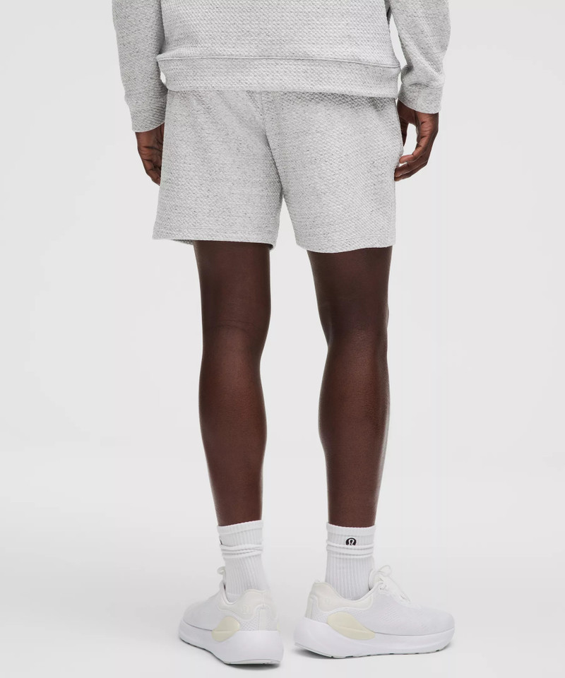 Textured Double-Knit Cotton Short 7" 3