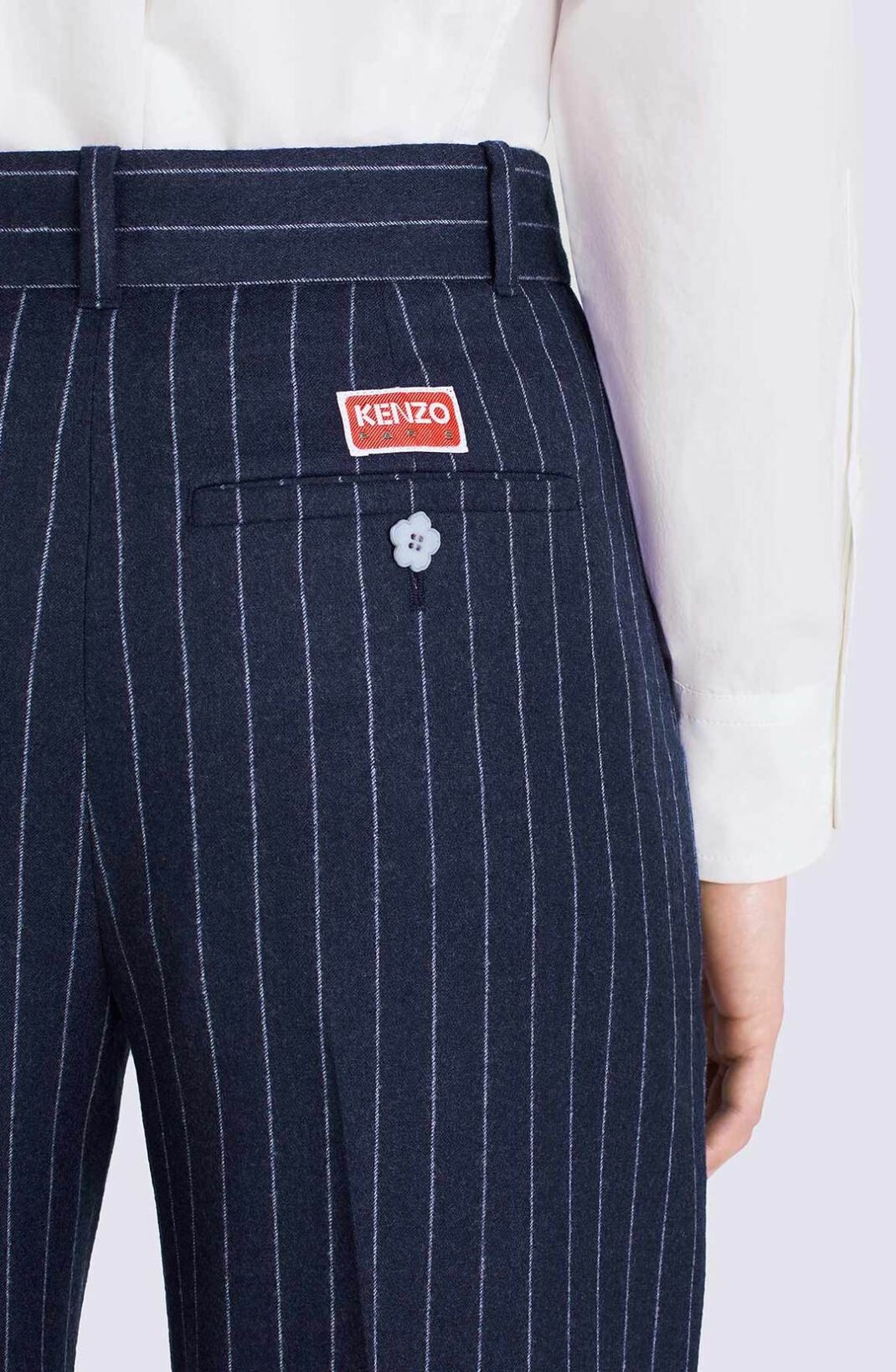 Cropped tailored striped trousers - 6