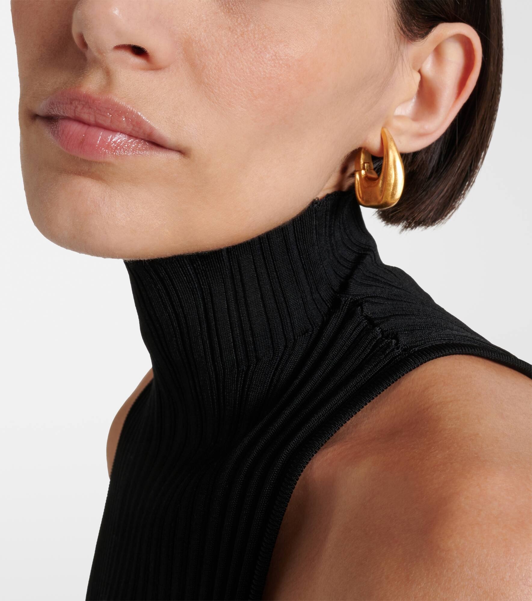 The Small Olivia hoop earrings - 9