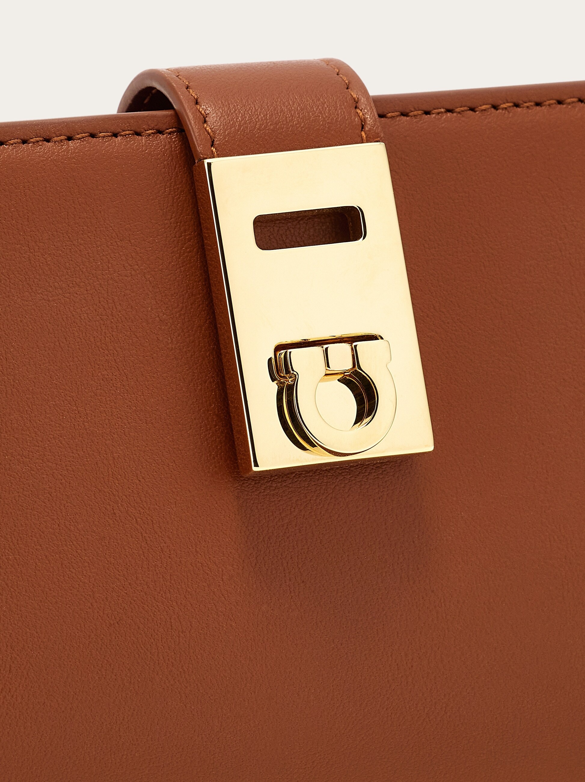 Hug continental wallet - 5