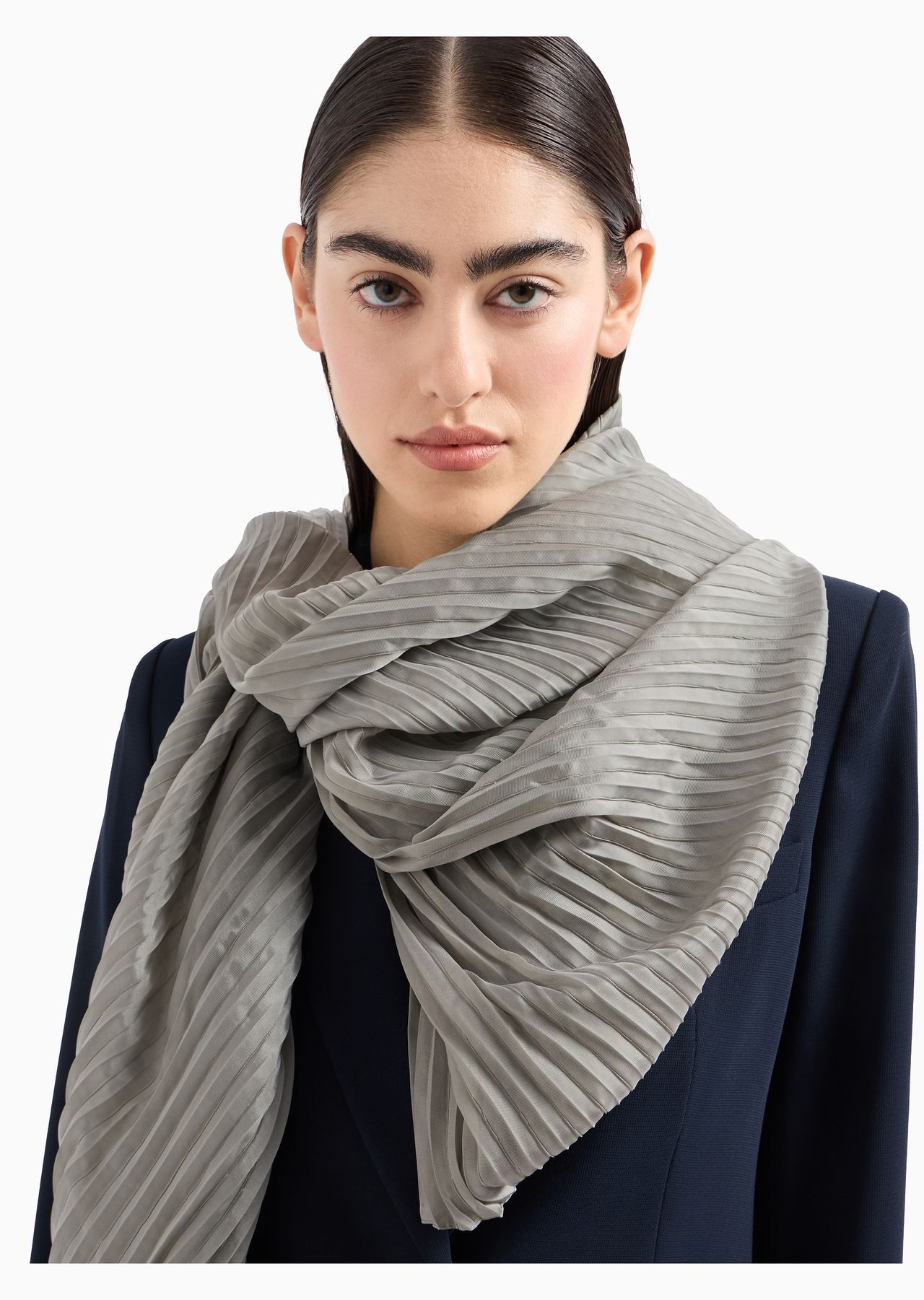 Pleated stole - 3