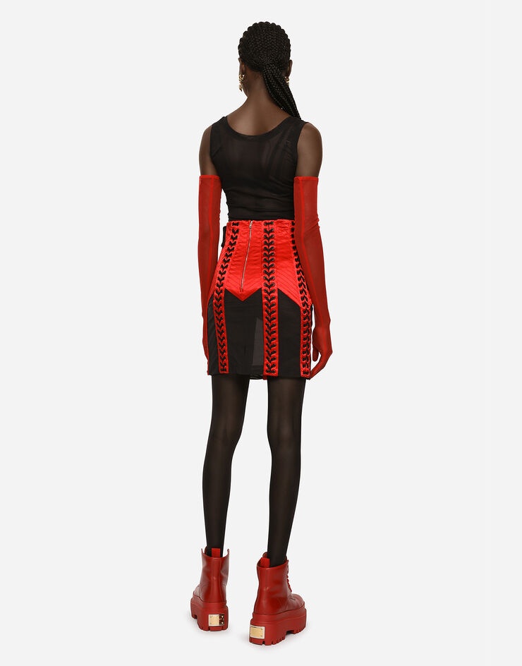 Corset-style miniskirt with laces and eyelets - 5