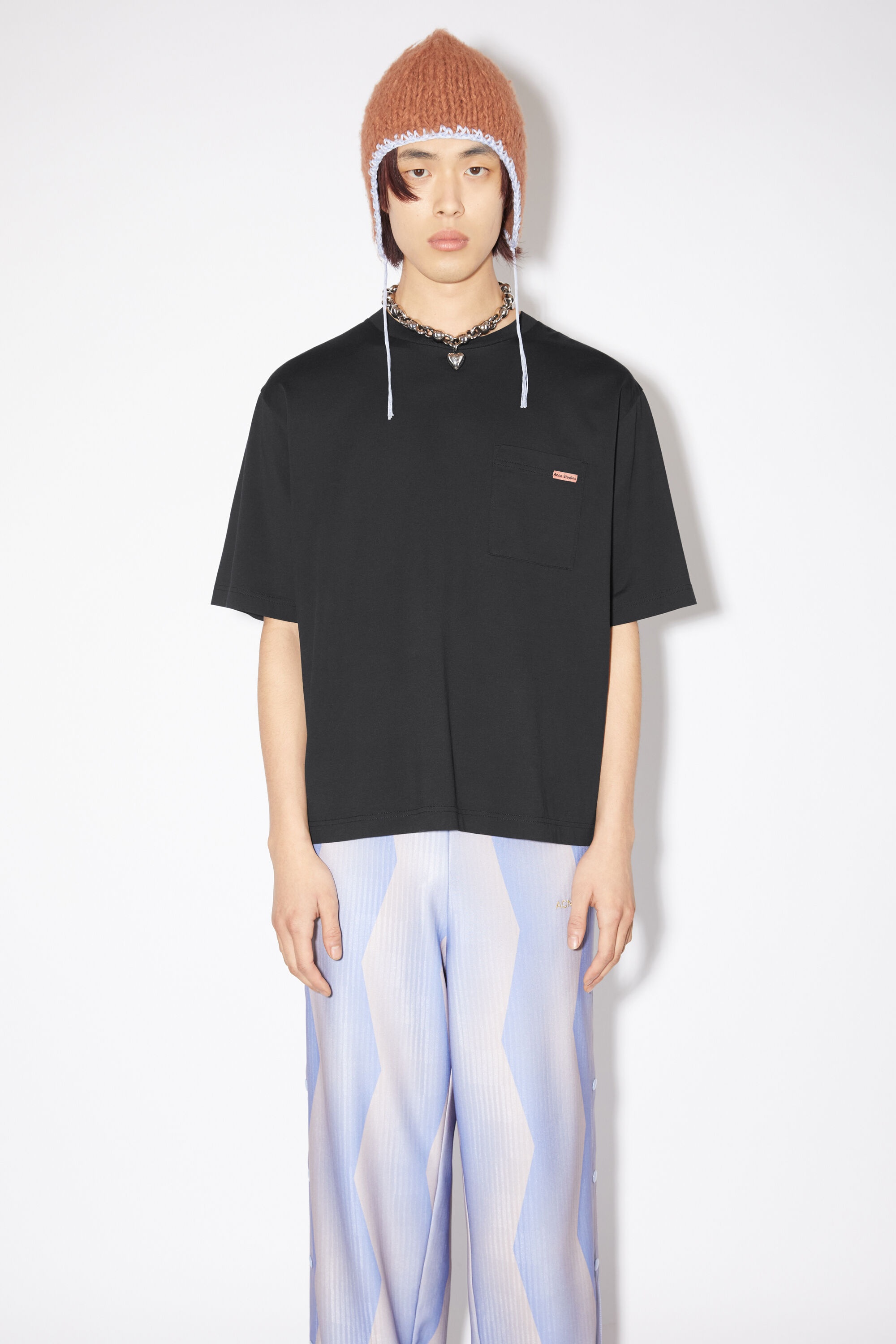 Crew neck t-shirt - Relaxed fit - Black - 2