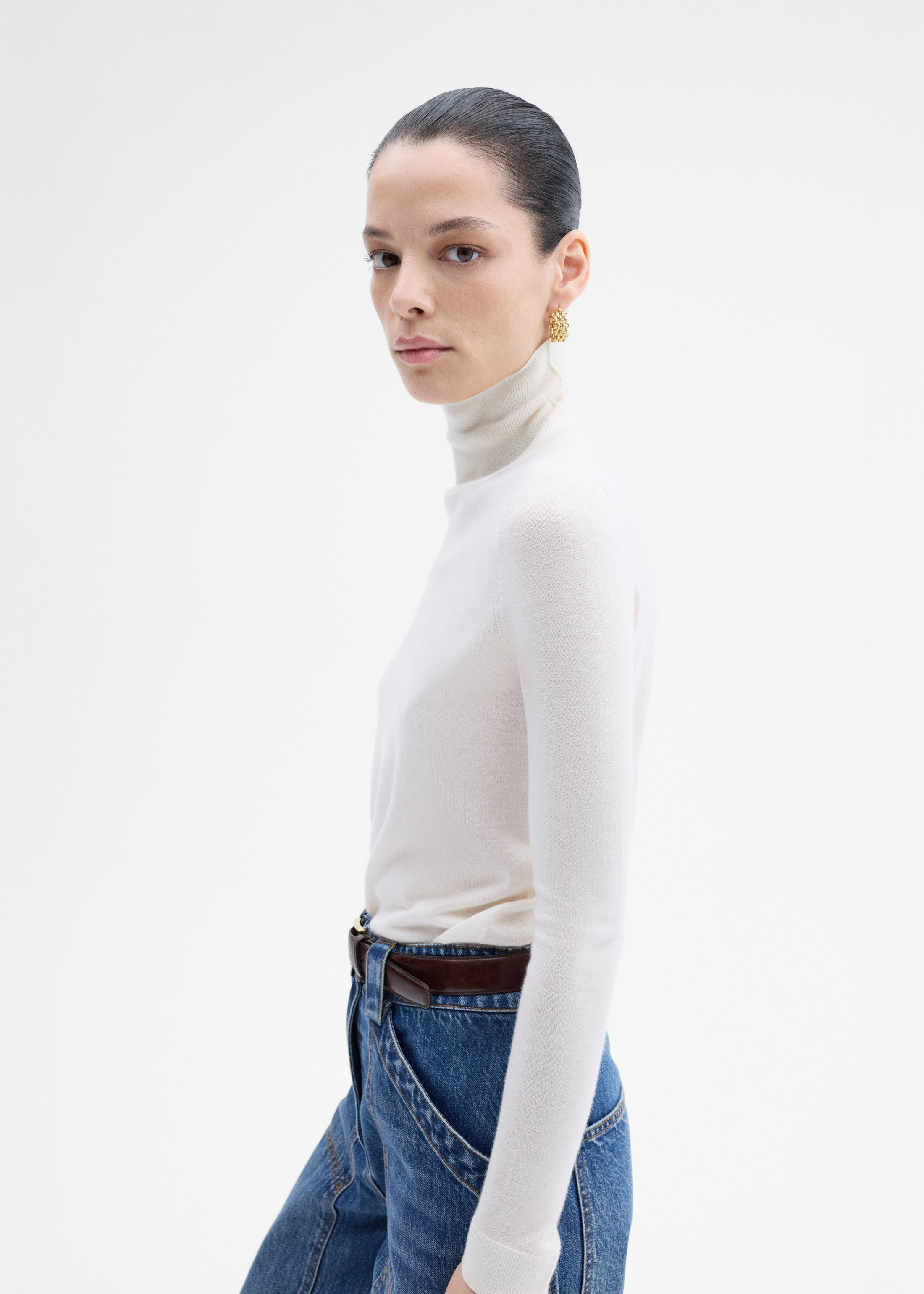 Slim Turtleneck in Fine Cashmere - 2