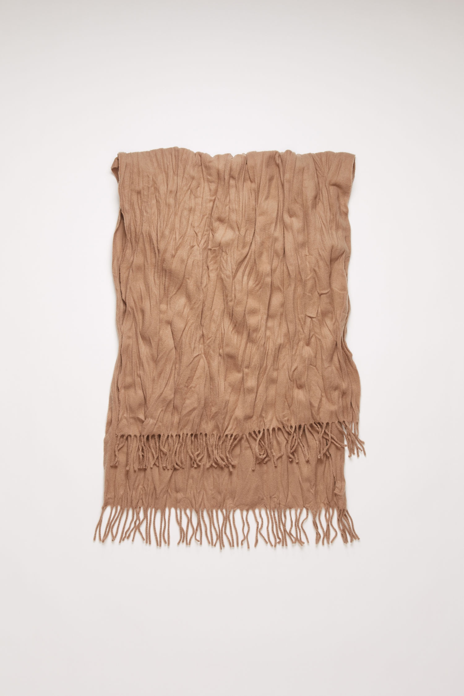 Crinkled wool scarf caramel brown - 2