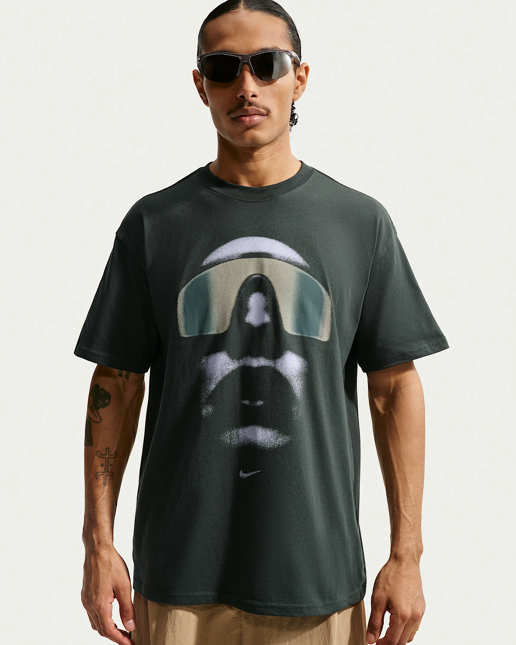 Nike Sportswear Men's Short-Sleeve T-Shirt - 1