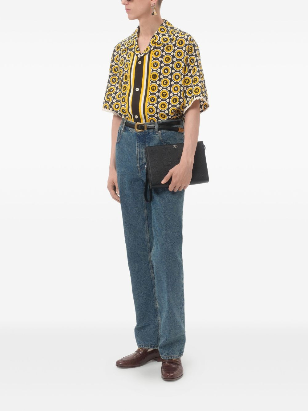 VLOGO SIGNATURE GRAINY CALFSKIN POUCH - 2