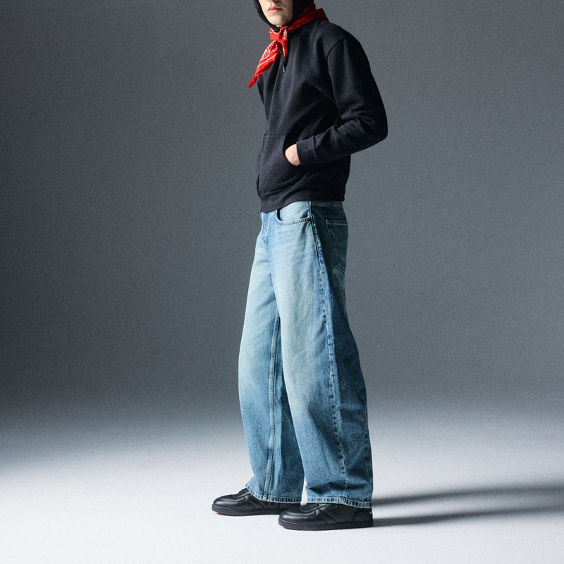 Christian Louboutin SK VI outlook