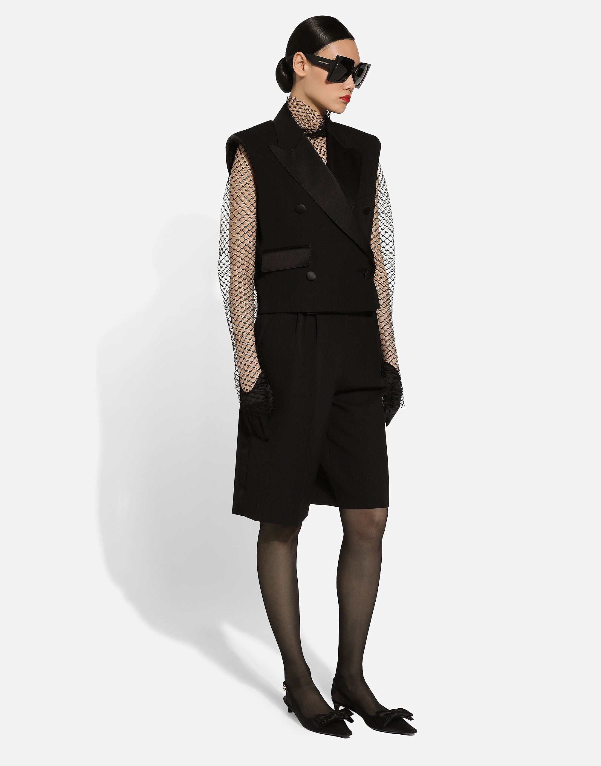 Sleeveless double-breasted wool gabardine tuxedo jacket - 9