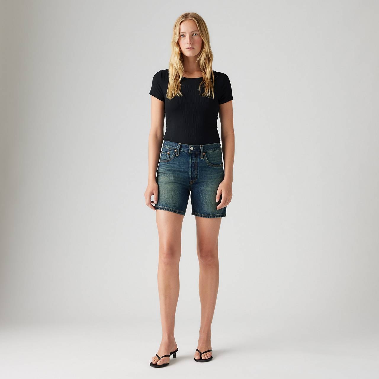 501® ORIGINAL FIT MID-THIGH WOMEN'S SHORTS - 2