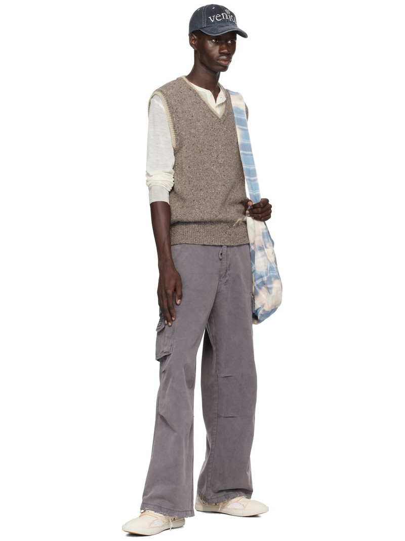 ERL Gray 'ERL' Knit Vest outlook