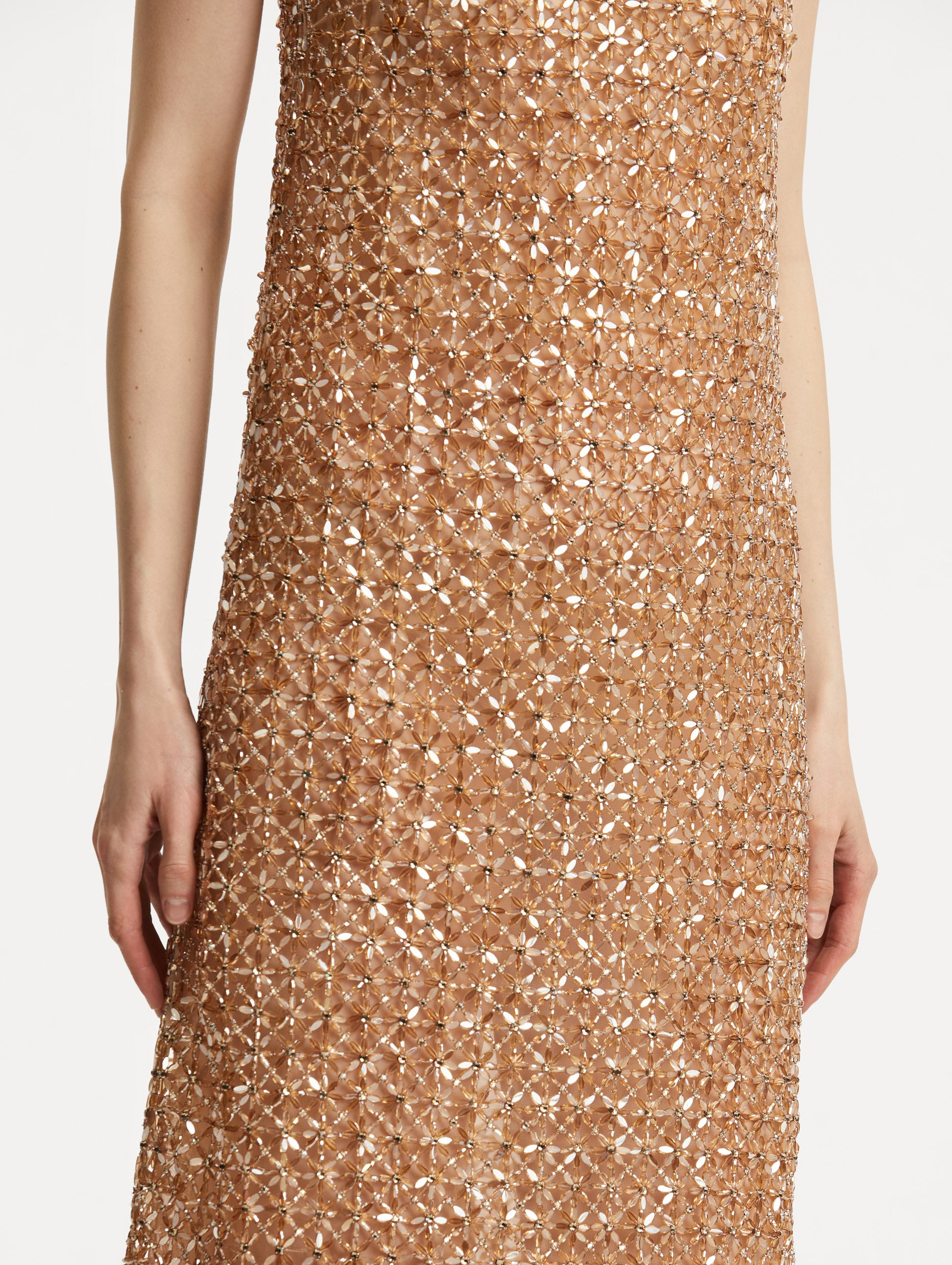 FLORAL GRID EMBROIDERED GOWN - 5