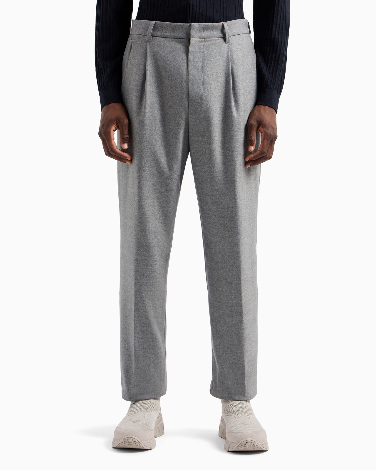Travel Essentials virgin wool-blend trousers with pleats - 2