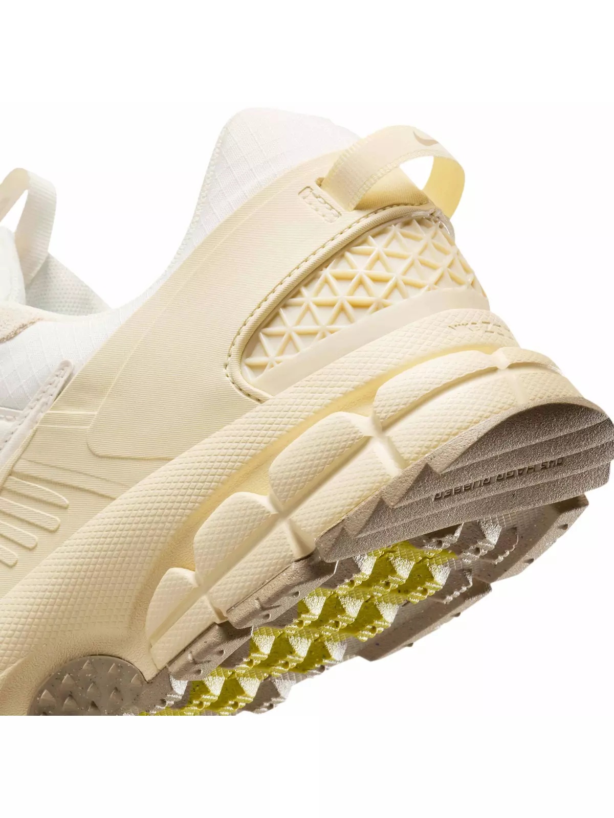 Zoom Vomero Roam "Pale Ivory/Light Khaki/Khaki/Pale Ivory" Men's Winterized Shoe - 8