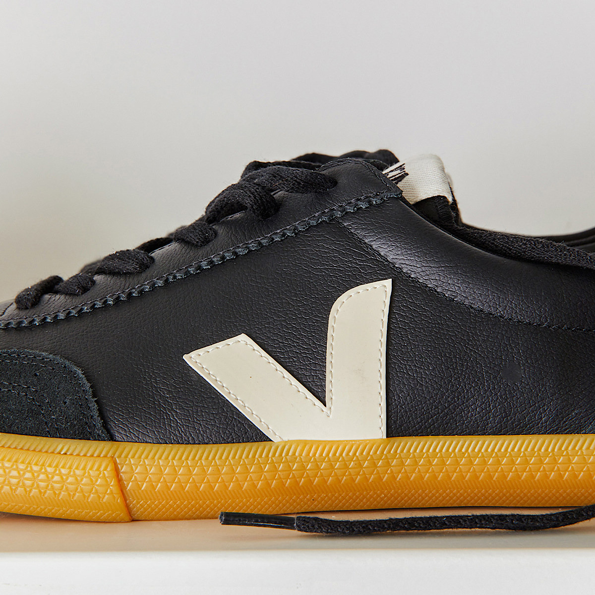 VOLLEY LEATHER BLACK PIERRE - 4
