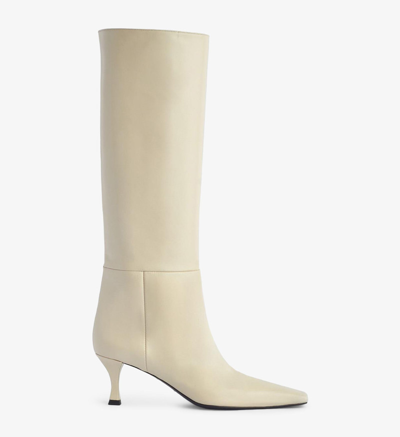 Trap Boots 1