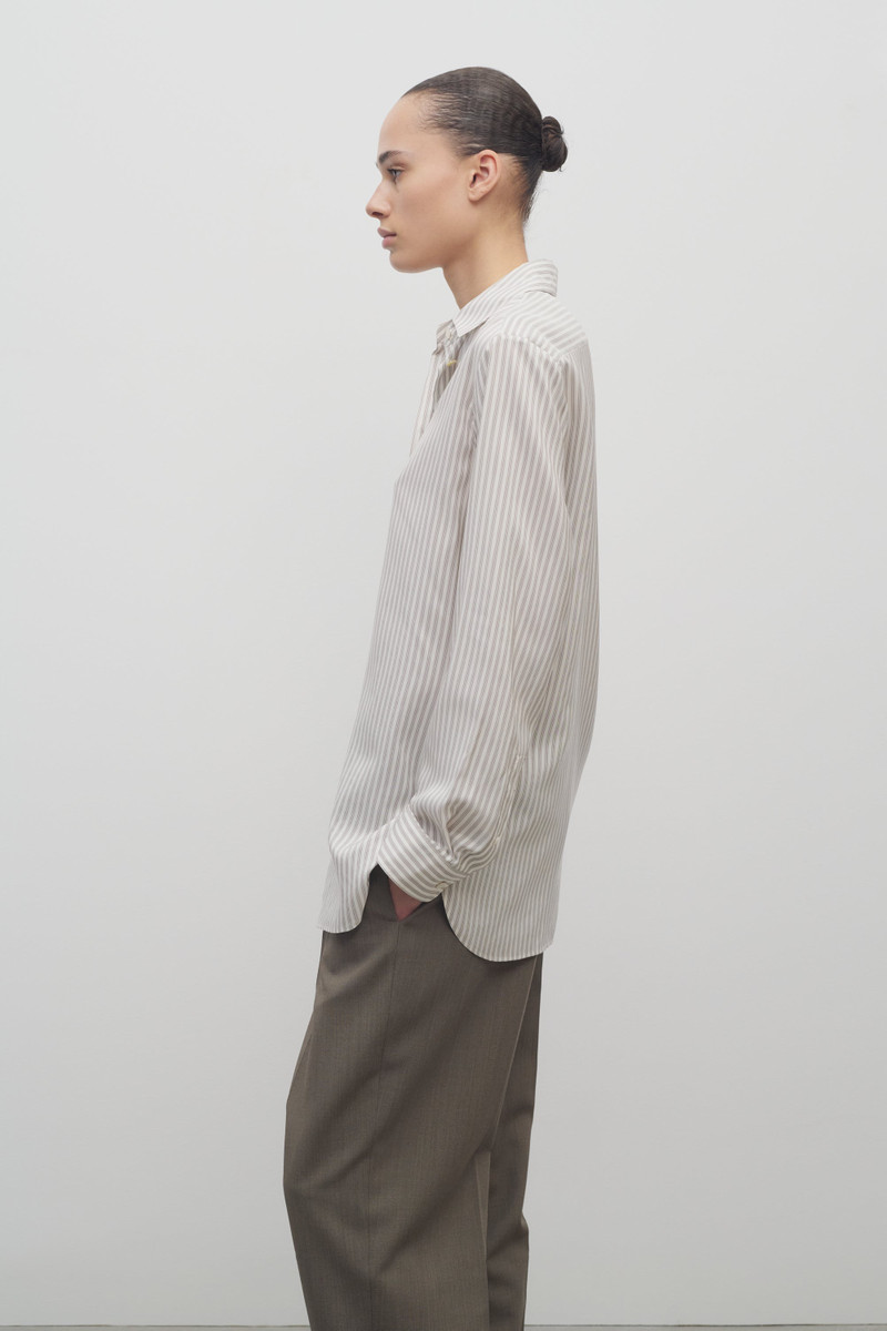 Vanda Shirt in Silk 4