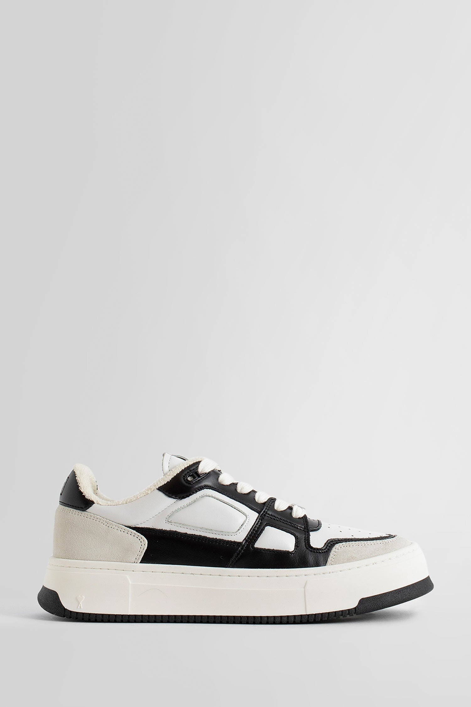 AMI PARIS MAN BLACK&WHITE SNEAKERS - 1