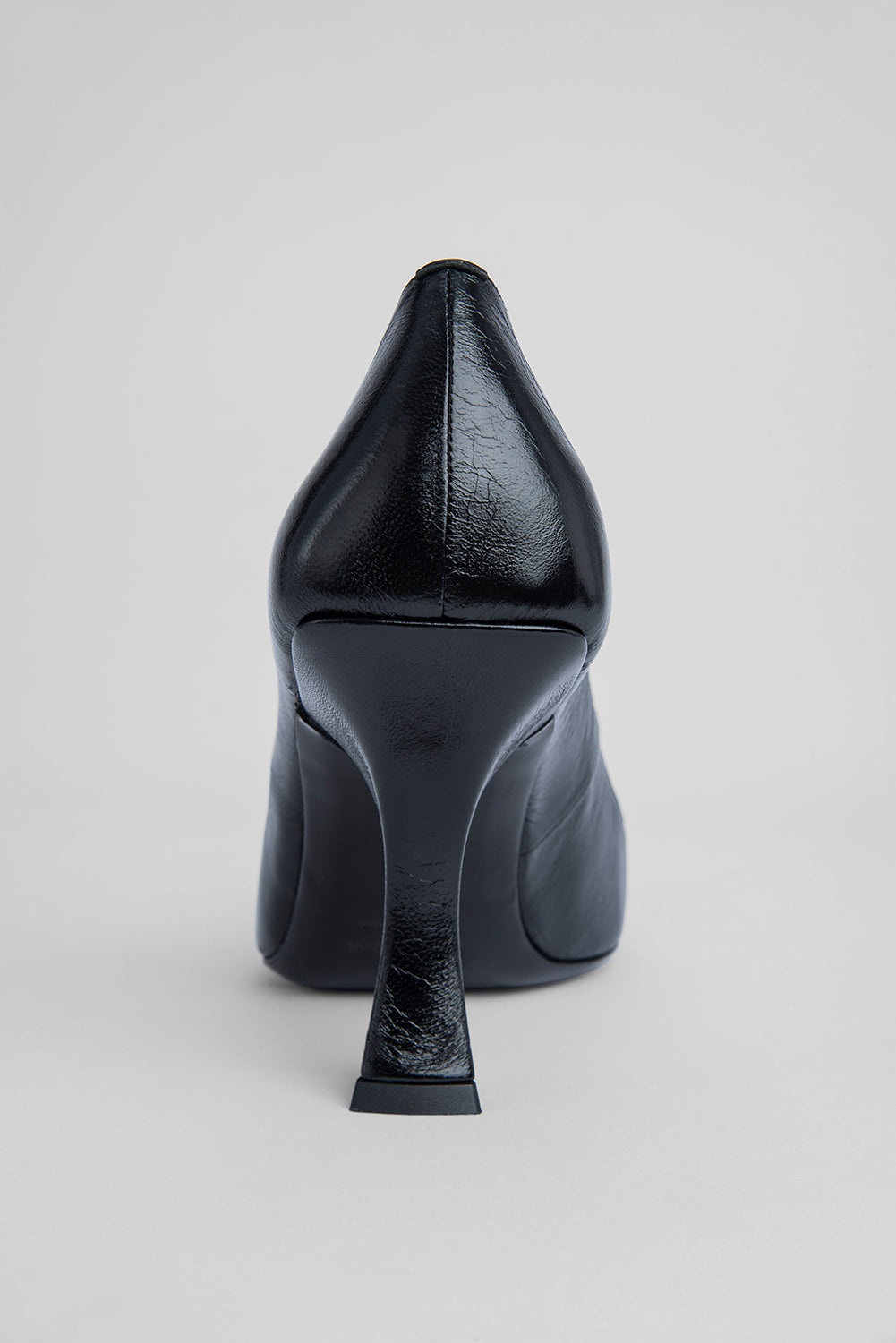 Viva Black Creased Leather Pump - 5