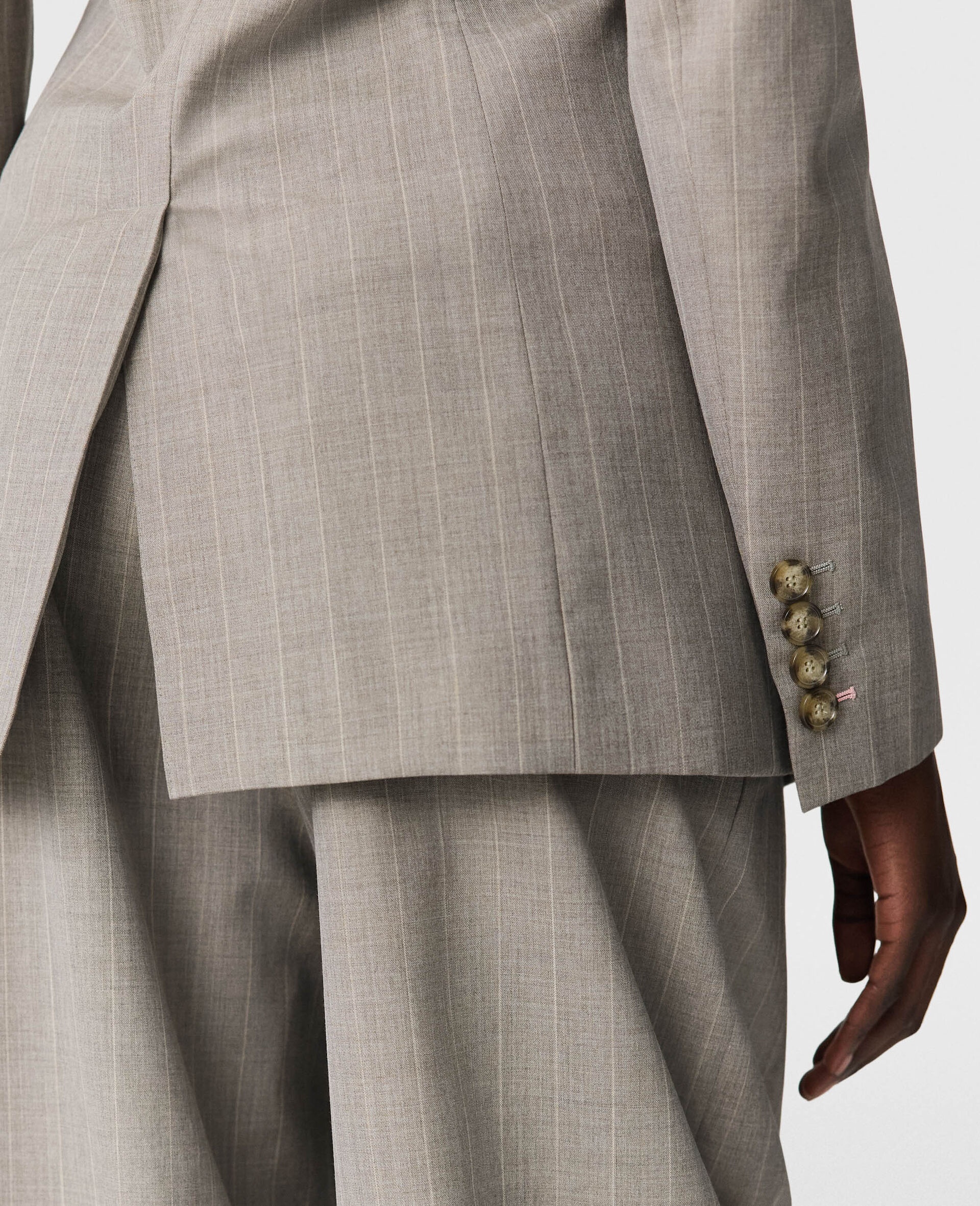 Single-Breasted Pinstripe Blazer - 4