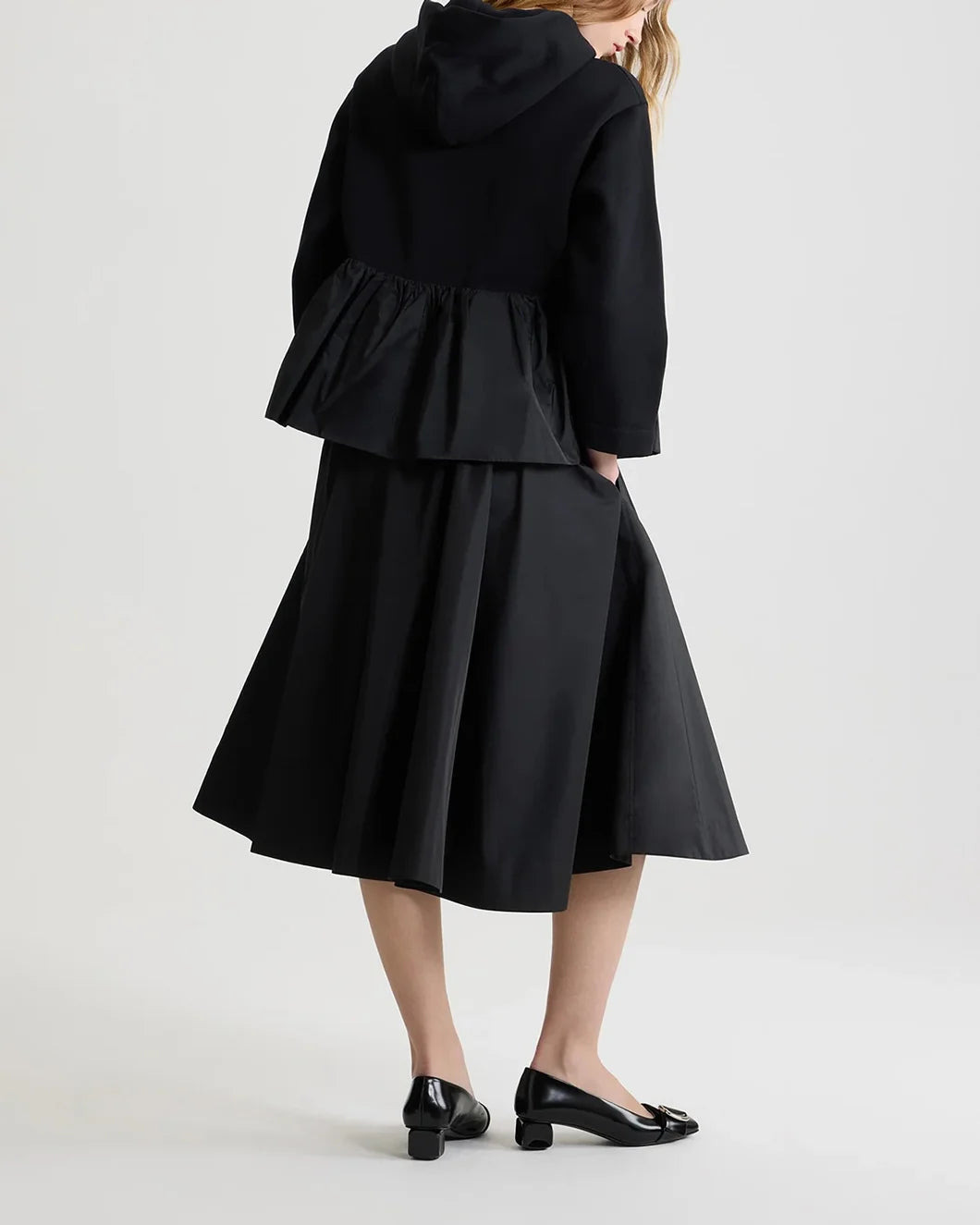 ASYMMETRIC BERMUDA SHORTS IN RECYCLED FAILLE - 3