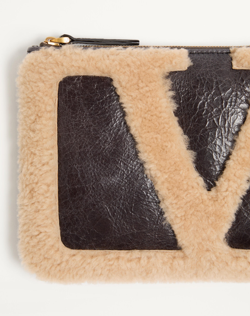 Valentino VALENTINO GARAVANI VIVA SUPERSTAR SHEEPSKIN CLUTCH outlook