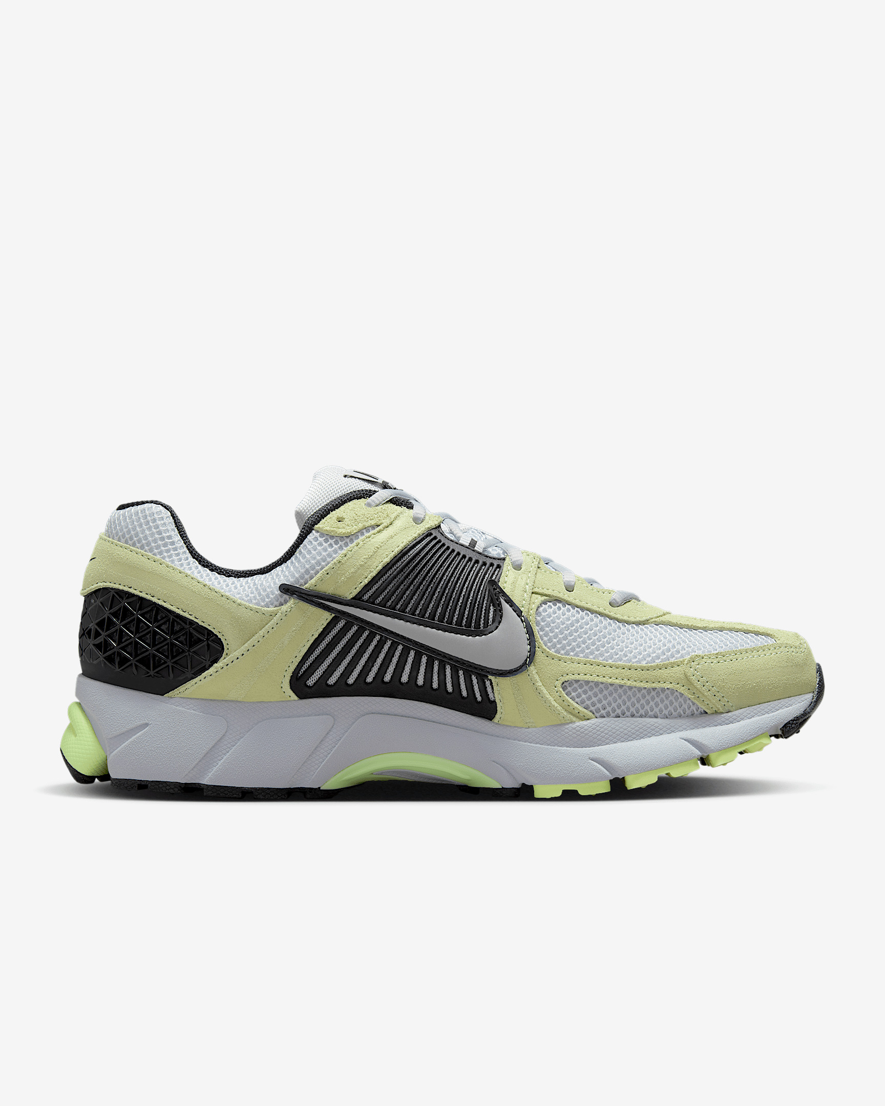 Nike Zoom Vomero 5 Men's Shoes - 3