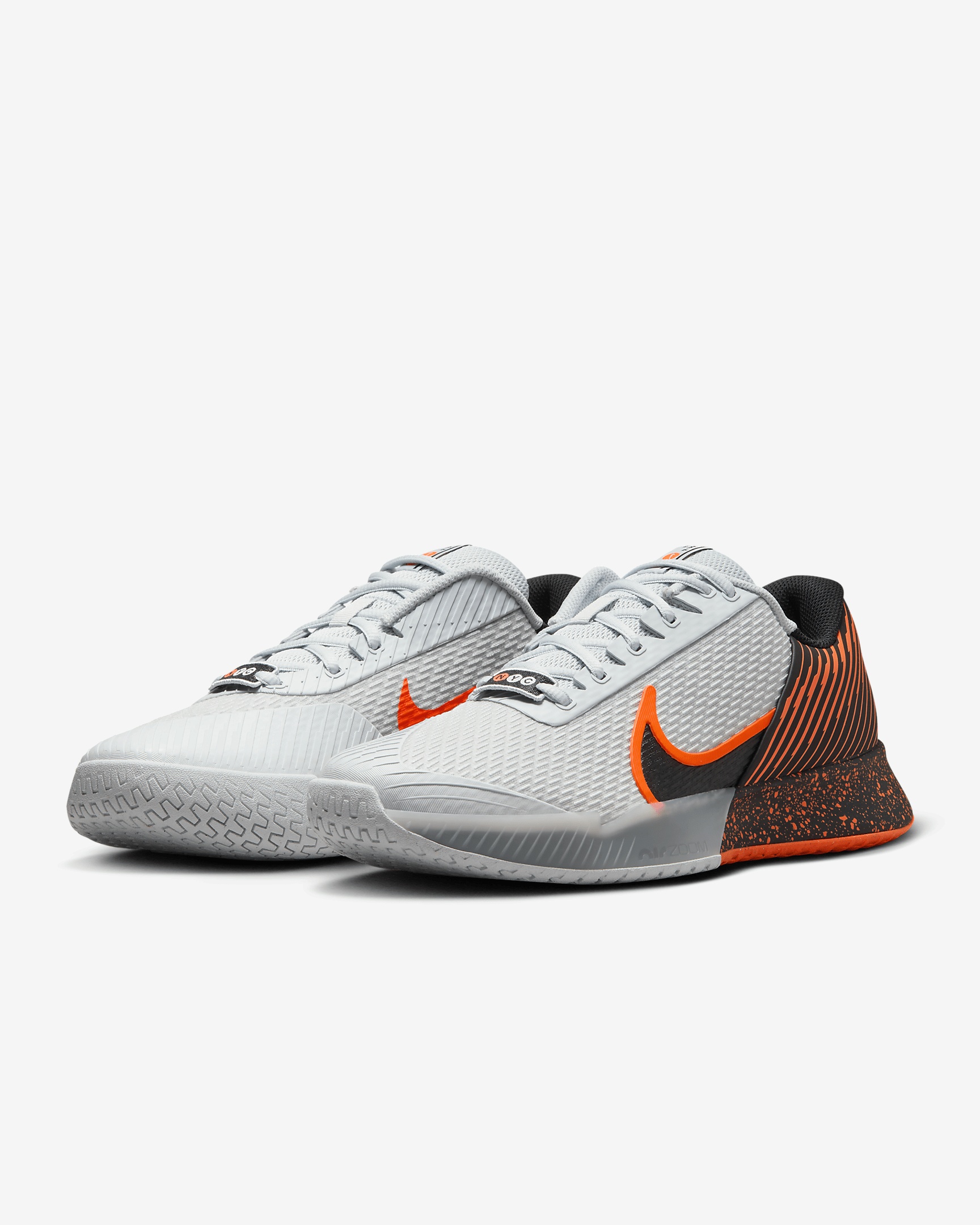 NikeCourt Vapor Pro 2 Premium Men's Hard Court Tennis Shoes - 5