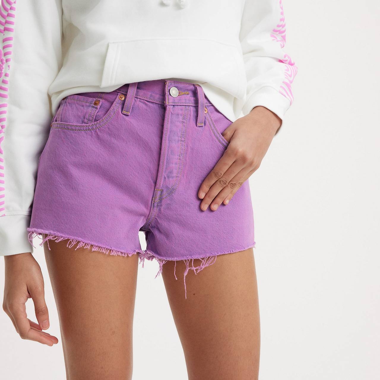 501® HIGH RISE WOMEN'S COLORED DENIM SHORTS - 4
