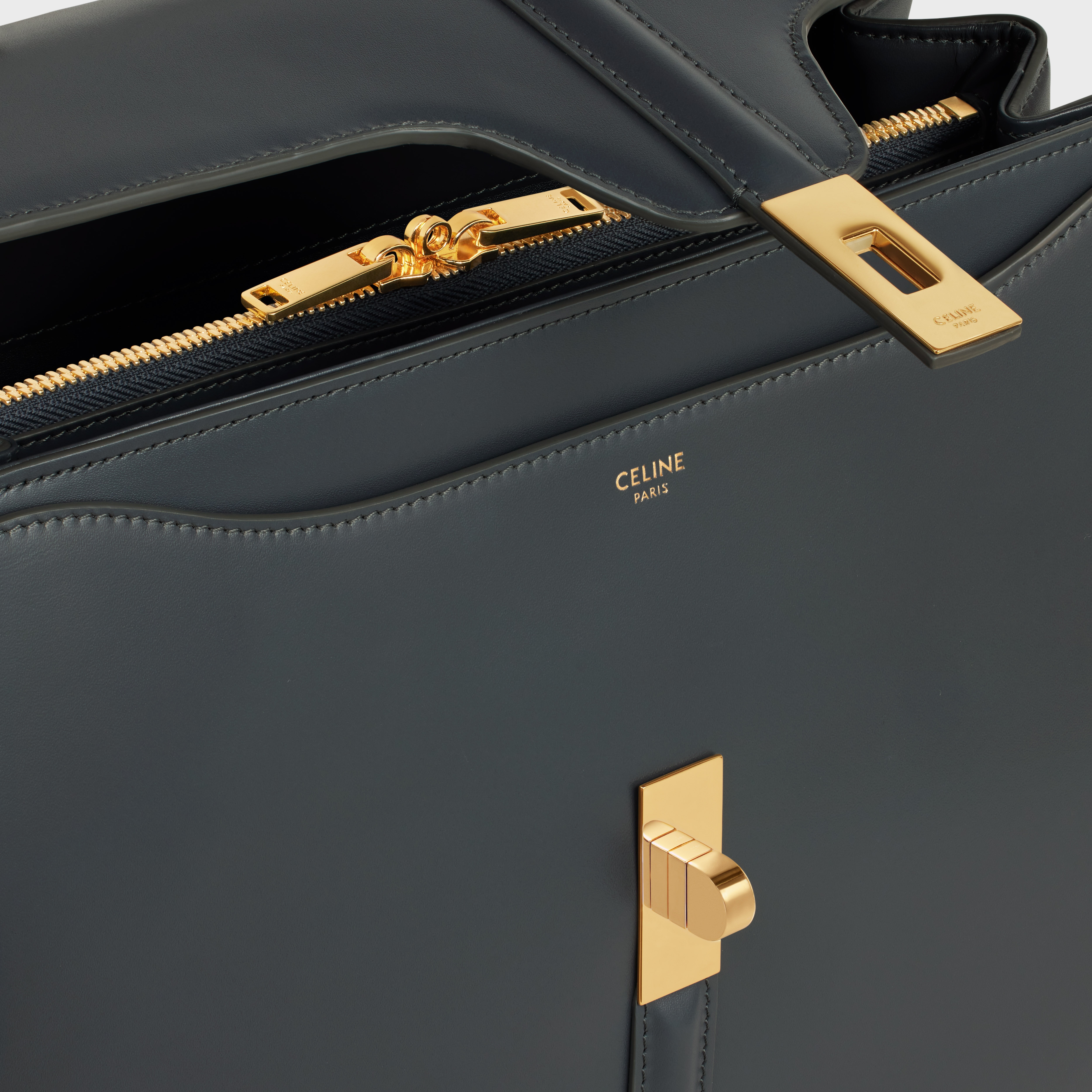 Classique 16 Bag in satinated calfskin - 4