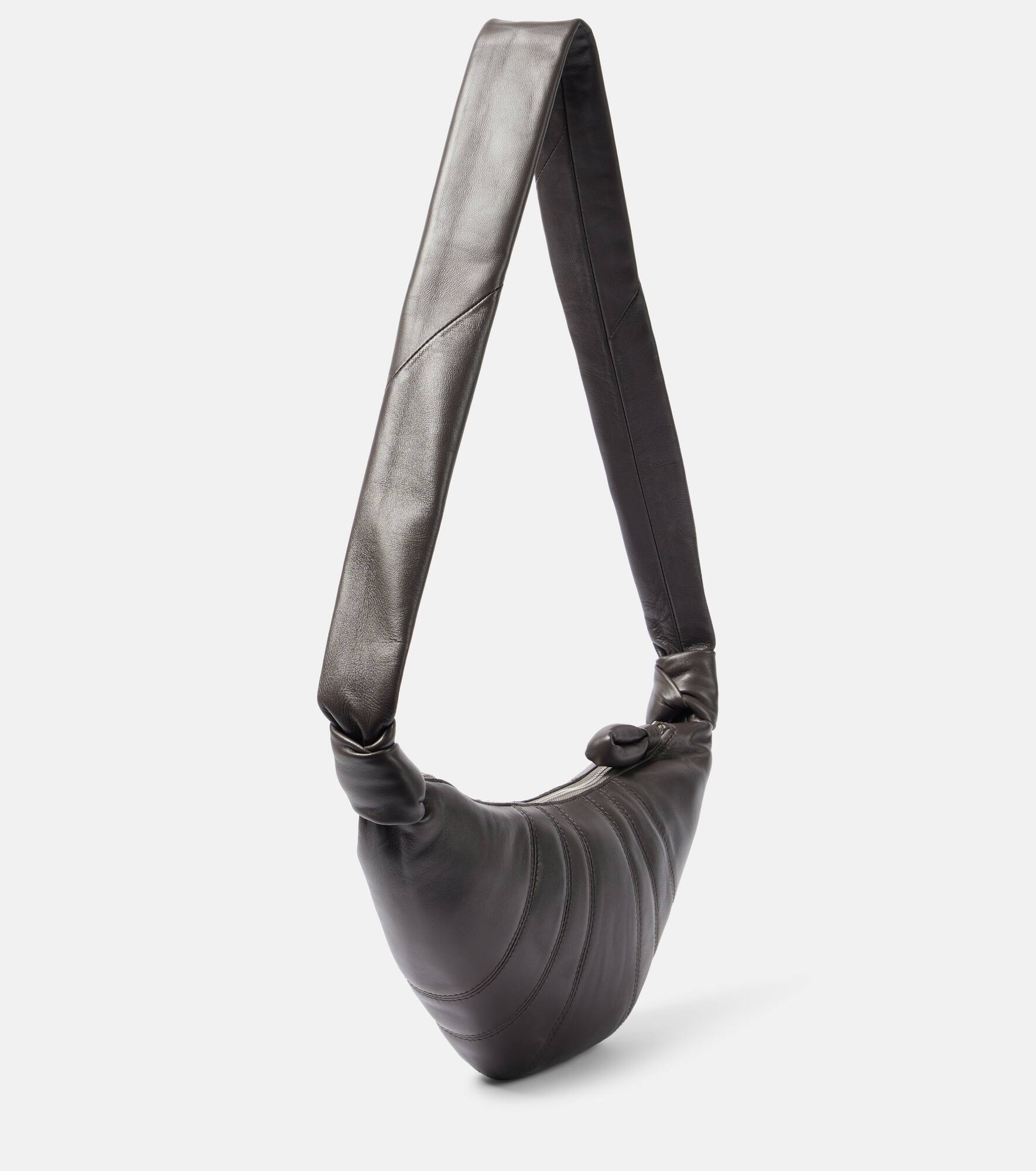 Croissant Small leather crossbody bag - 4