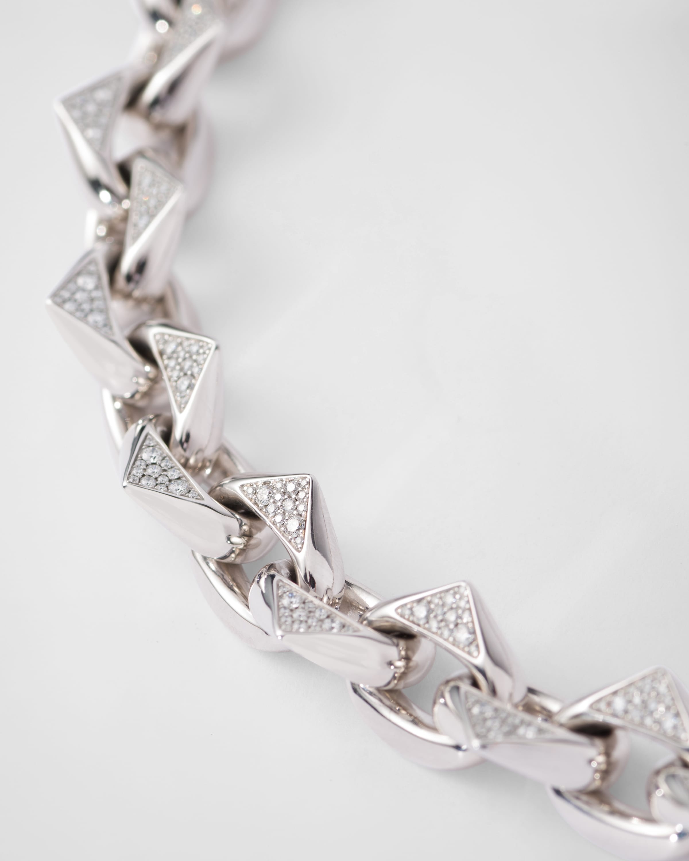Eternal Gold chain necklace in white gold with pavé diamonds - 2