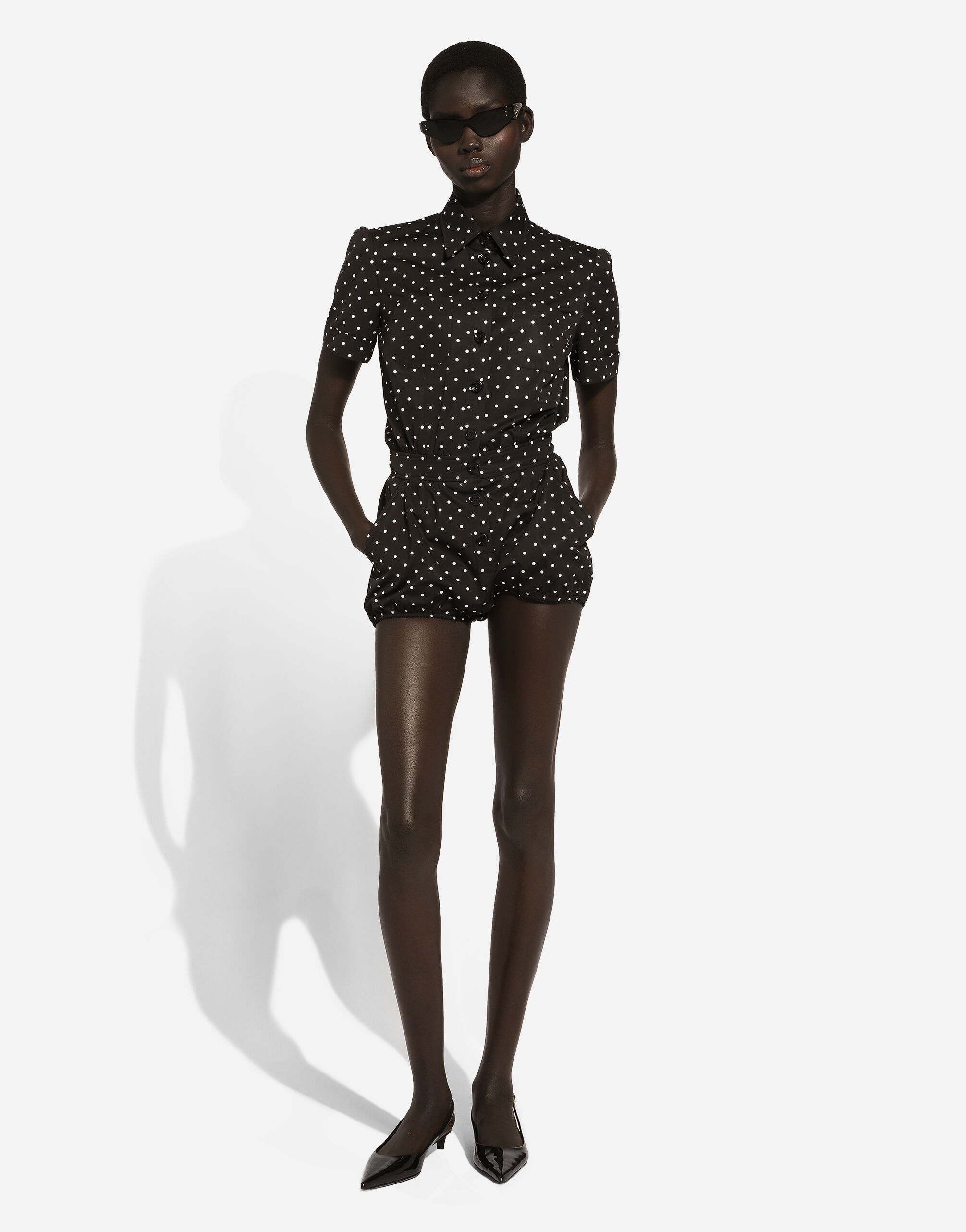 Cotton playsuit with polka-dot print - 7