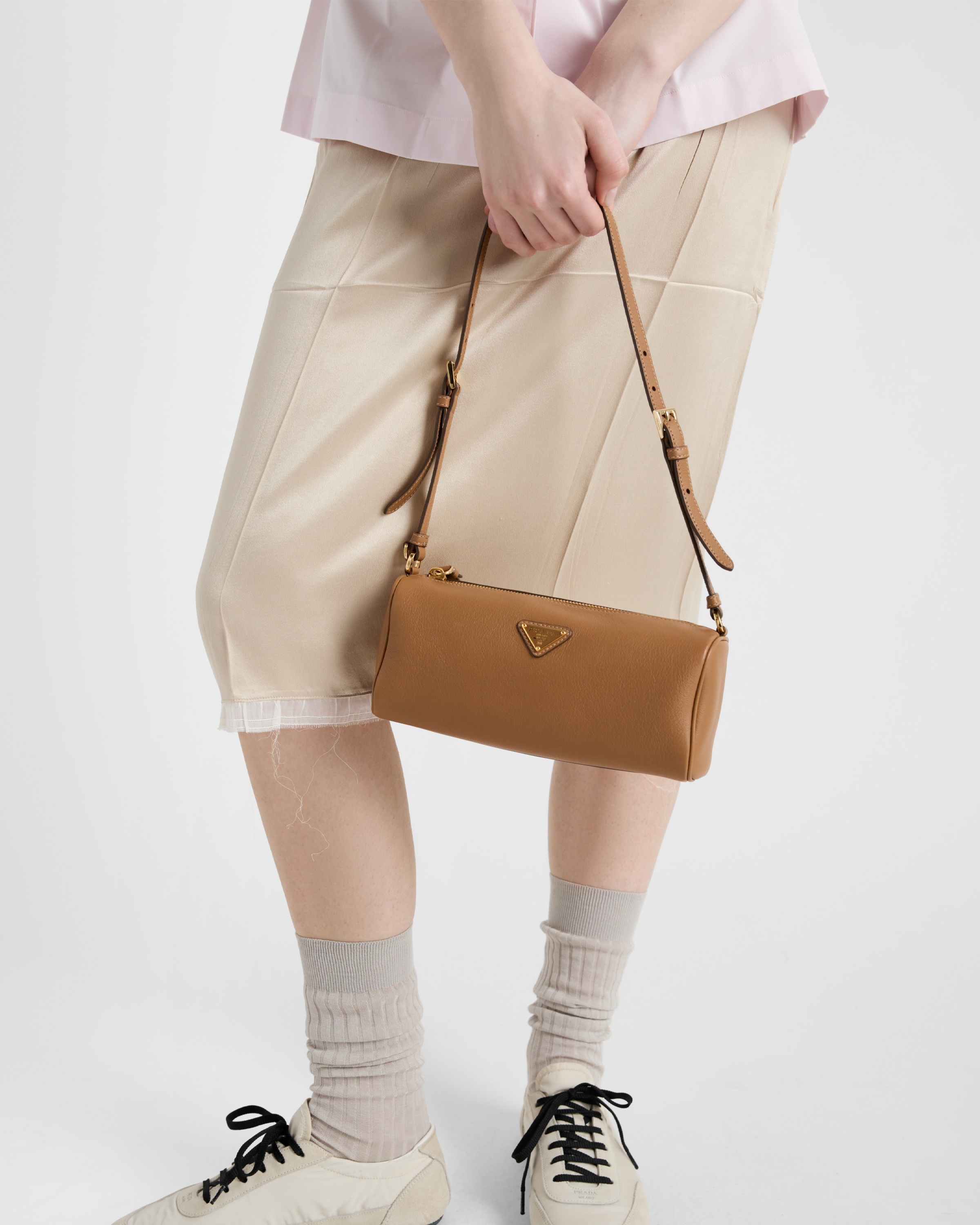 Leather pouch - 7