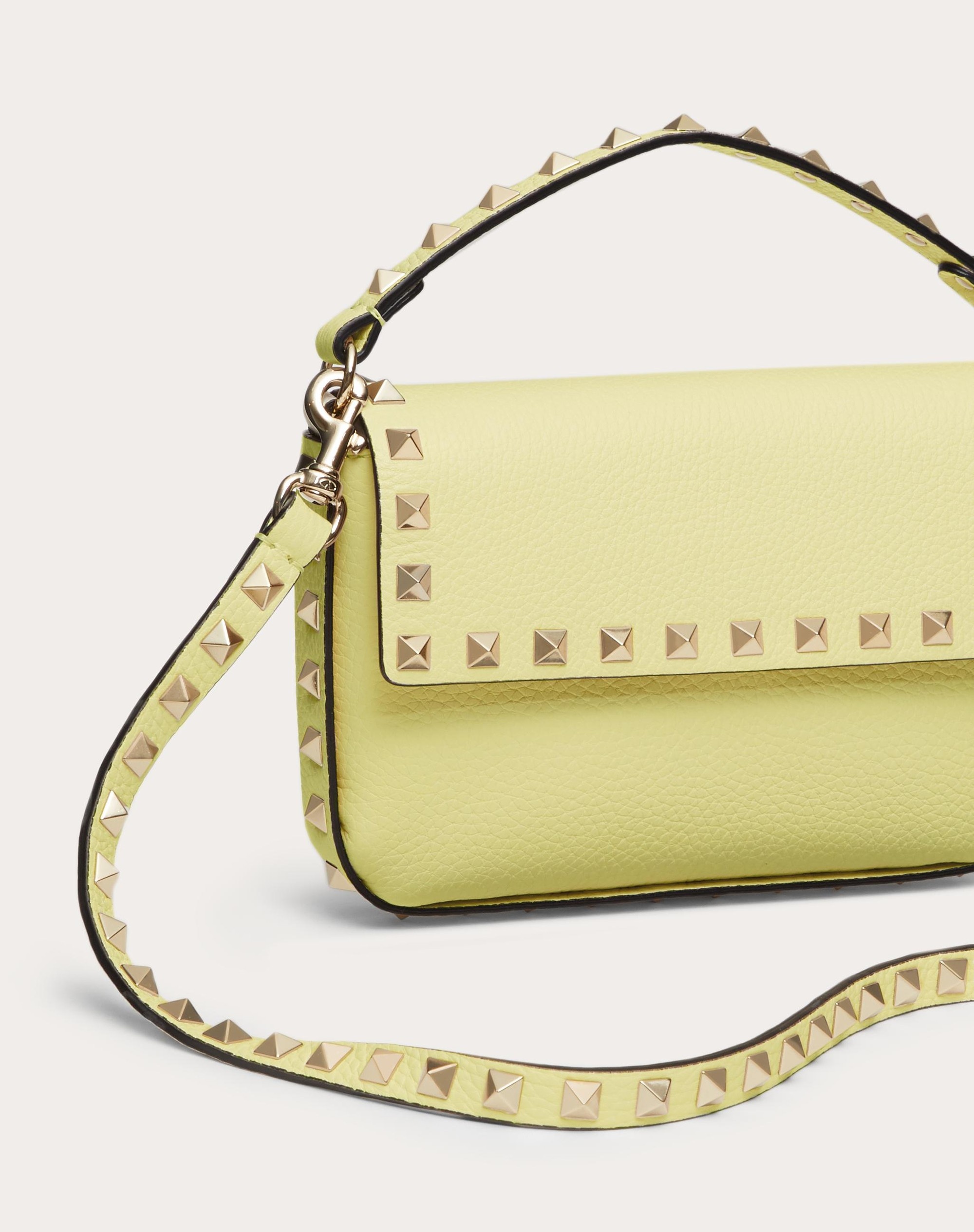 ROCKSTUD GRAINY CALFSKIN POUCH - 2