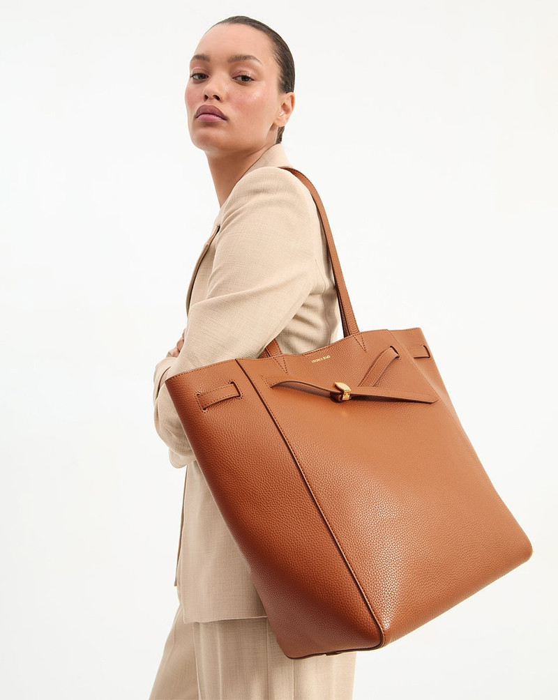 VERONICA BEARD DASH TOTE 6