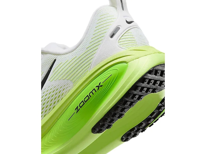 Nike Vomero 18 - 7