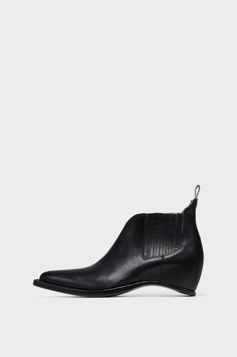 Maison Margiela Heel-less Western Chelsea Boots outlook