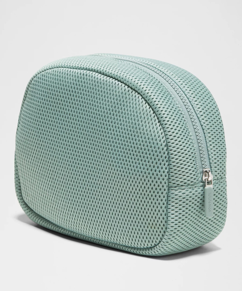 City Essentials Pouch 4L *Knit Mesh 3