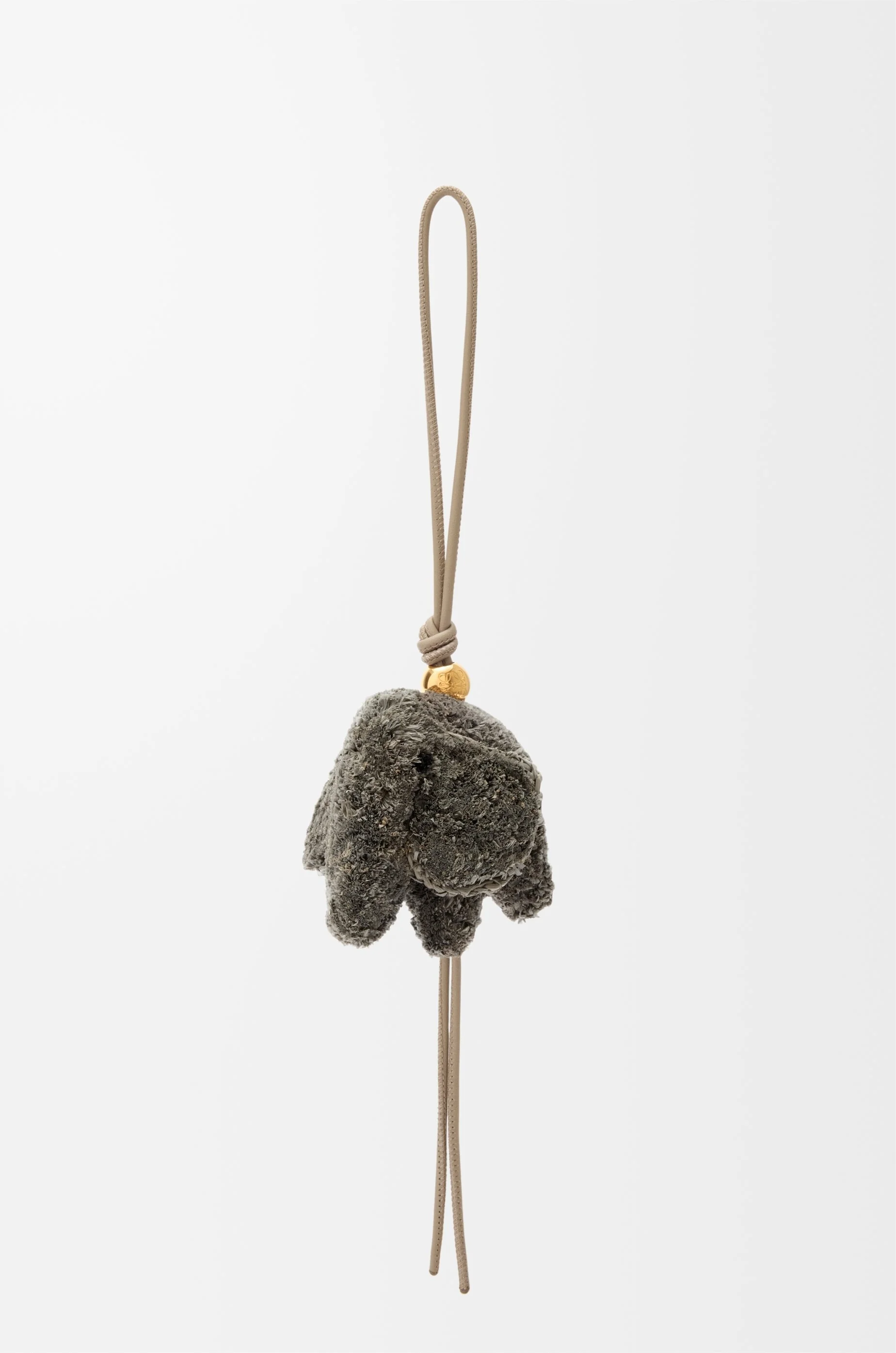 Elephant charm in raffia and calfskin - 1