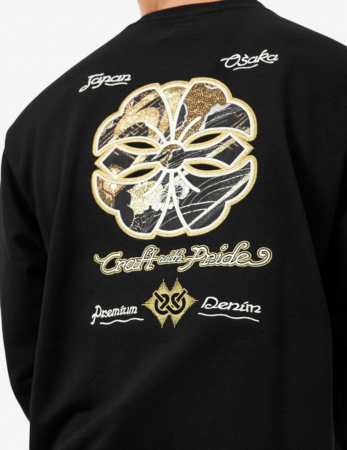 Kamon and Logo Brocade Applique Relax Fit Sweatshirts - 7