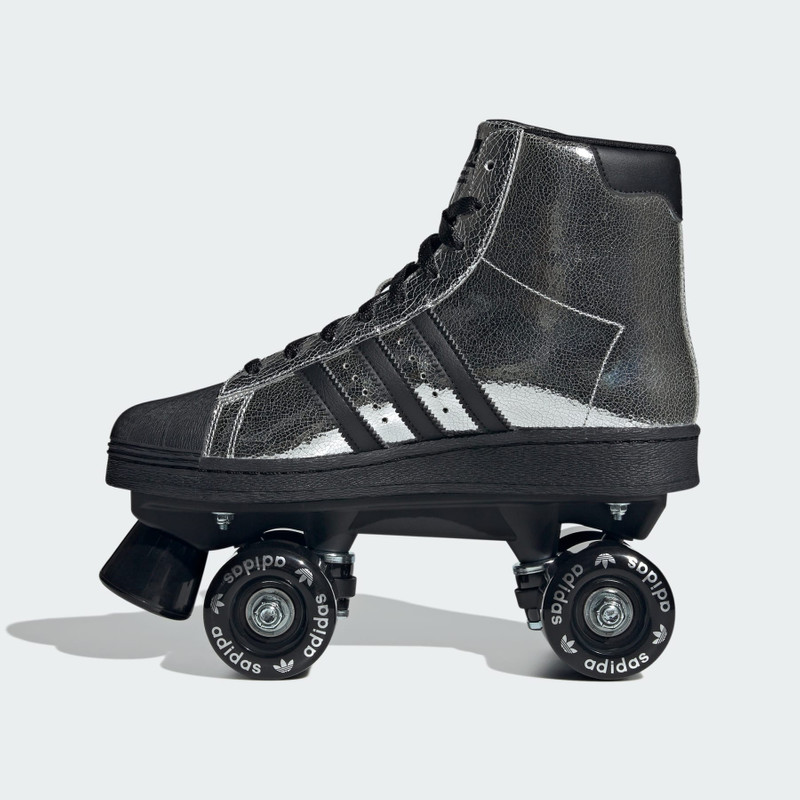 adidas Superstar 82 Roller Skates outlook