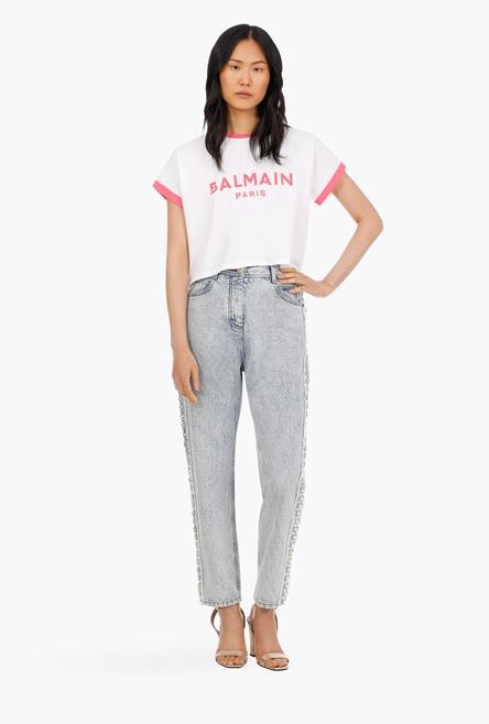 Cropped white cotton T-shirt with flocked pink Balmain logo - 2