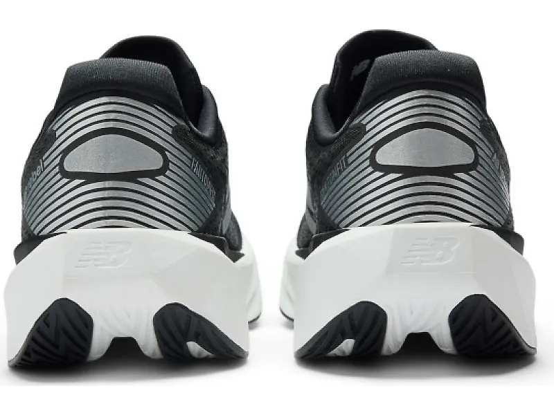 New Balance FuelCell Rebel v5 - 5
