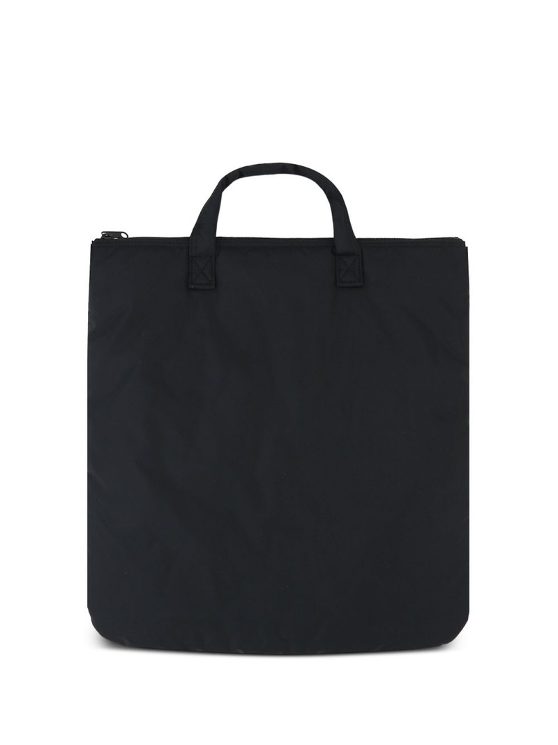 zipped tote bag 1