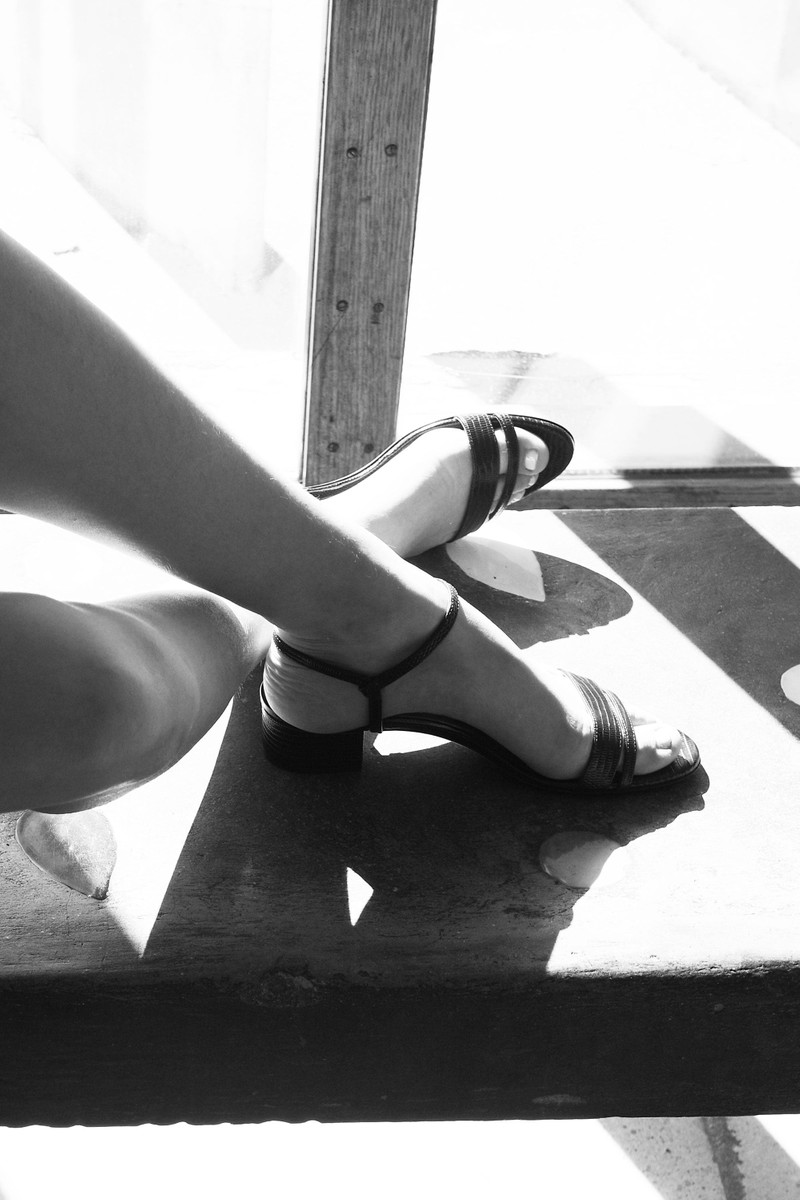 Emme Parsons SIMPLE BLOCK HEEL IN ESPRESSO LIZARD outlook