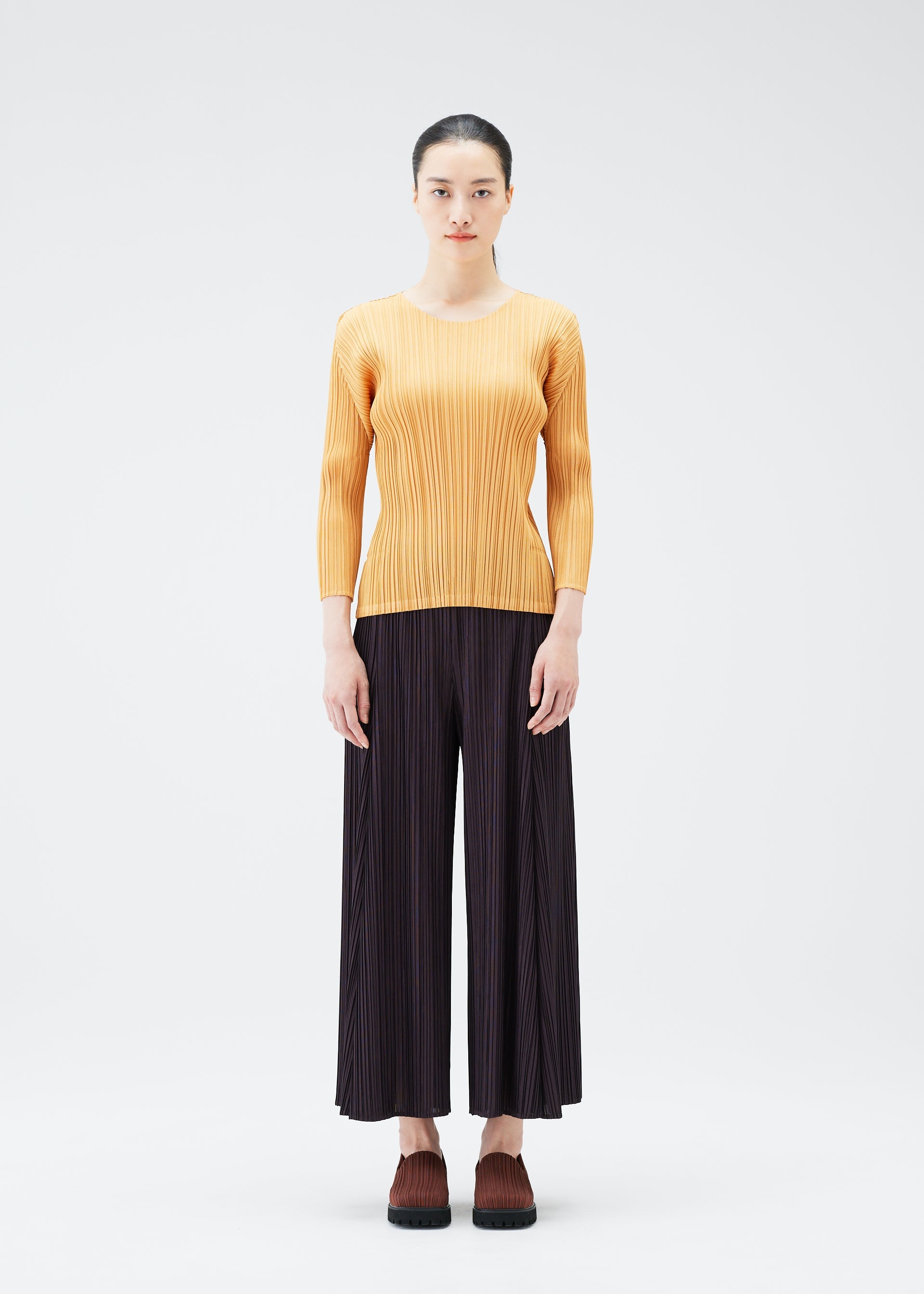 MELLOW PLEATS - 2